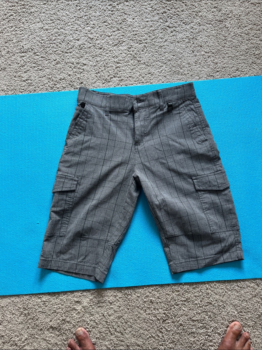 It’s grey color , Size 30,Cargo Shorts, from Projekraw , pre owned, 7 pockets